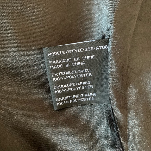 Black furry vest - Picture 13 of 13